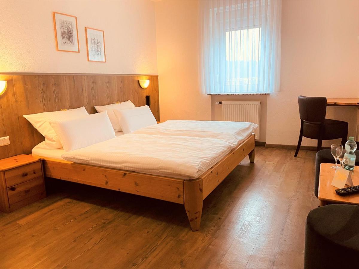 Orthwein -kostenfreie Parkplaetze-